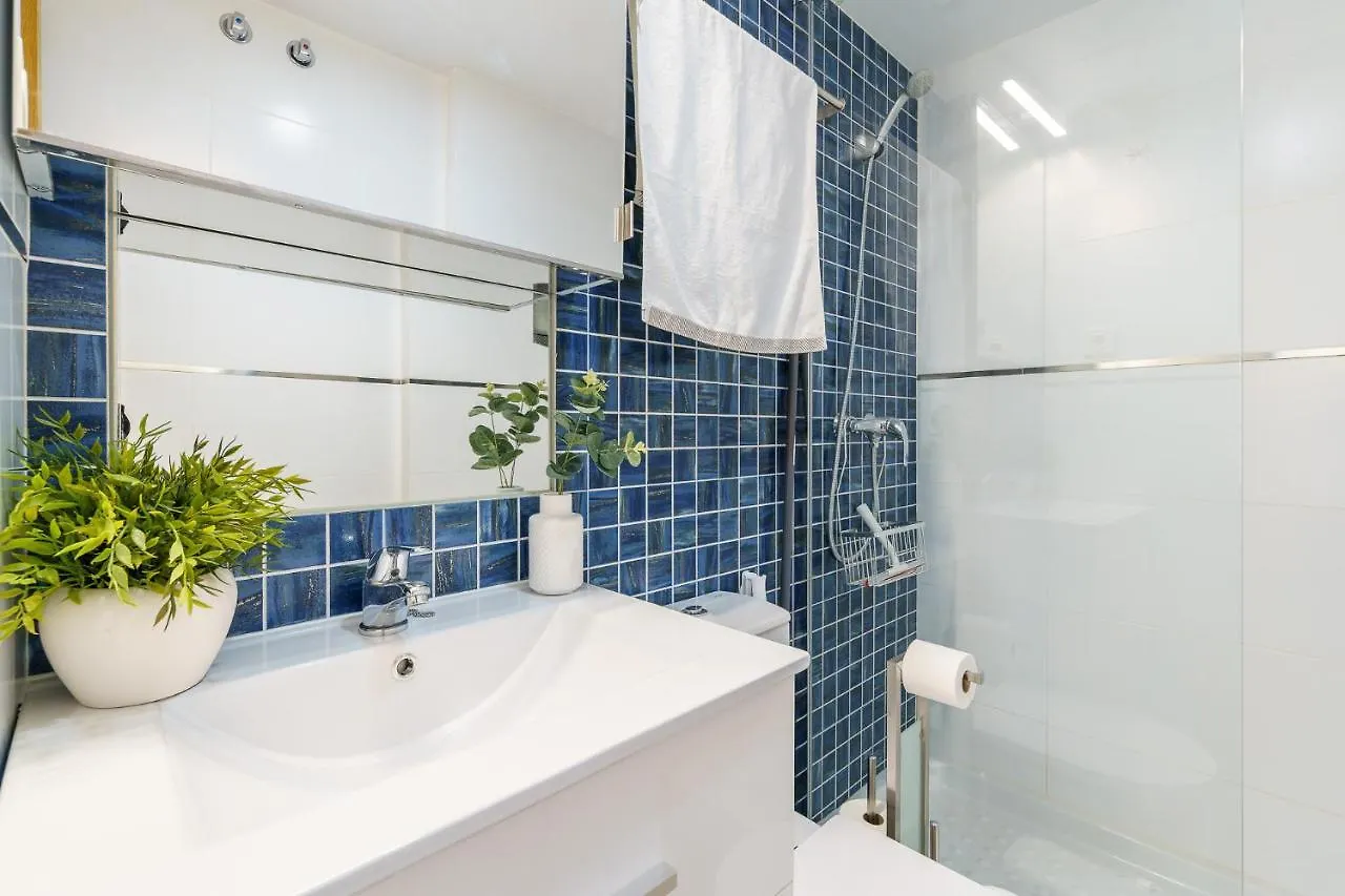 Malagasuite Cozy Center Apartment & Parking 0*, Malaga Spain