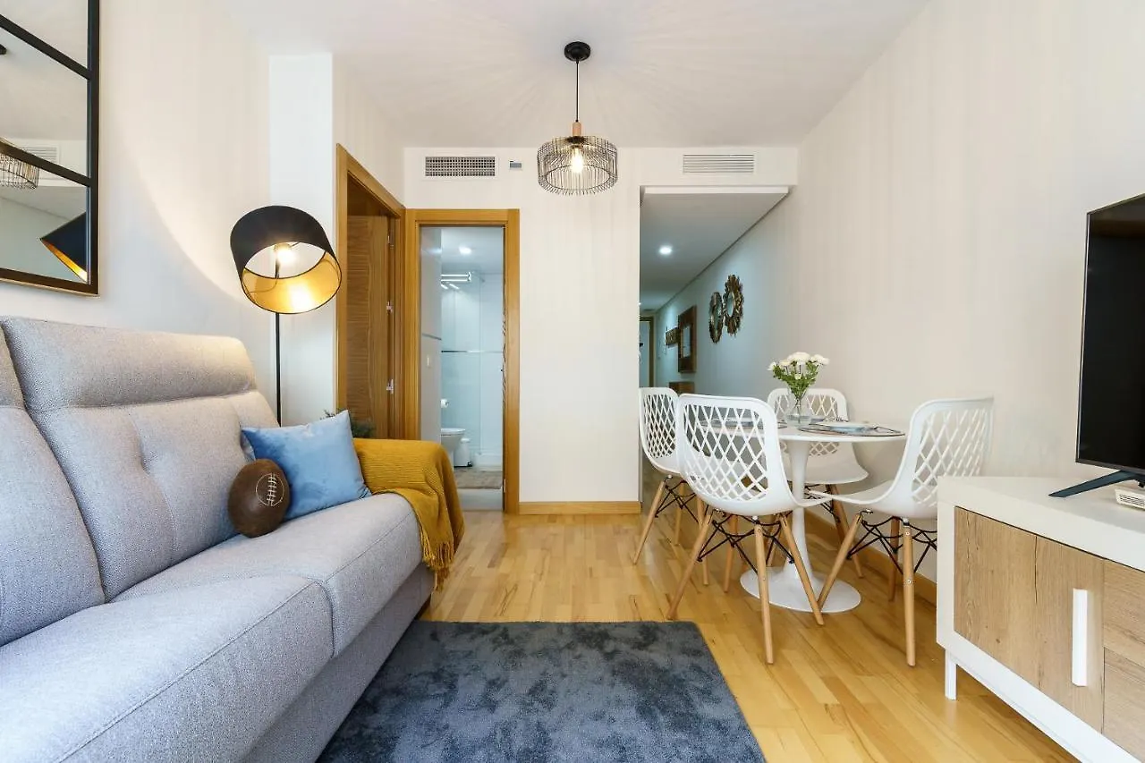 Malagasuite Cozy Center Apartment & Parking Spain